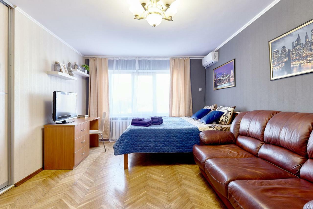 L3-82 Main Street- Modern New Three 3 Separate 3Bedrooms 100 M2 - Central Location, Metro Palace Of Sports - Gulliver Mall, Arena City Kiev Extérieur photo