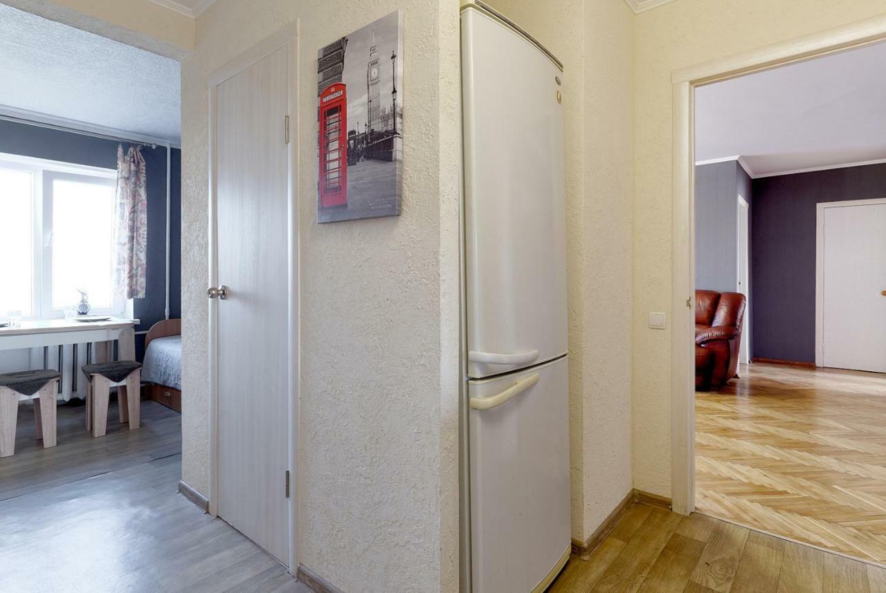 L3-82 Main Street- Modern New Three 3 Separate 3Bedrooms 100 M2 - Central Location, Metro Palace Of Sports - Gulliver Mall, Arena City Kiev Extérieur photo