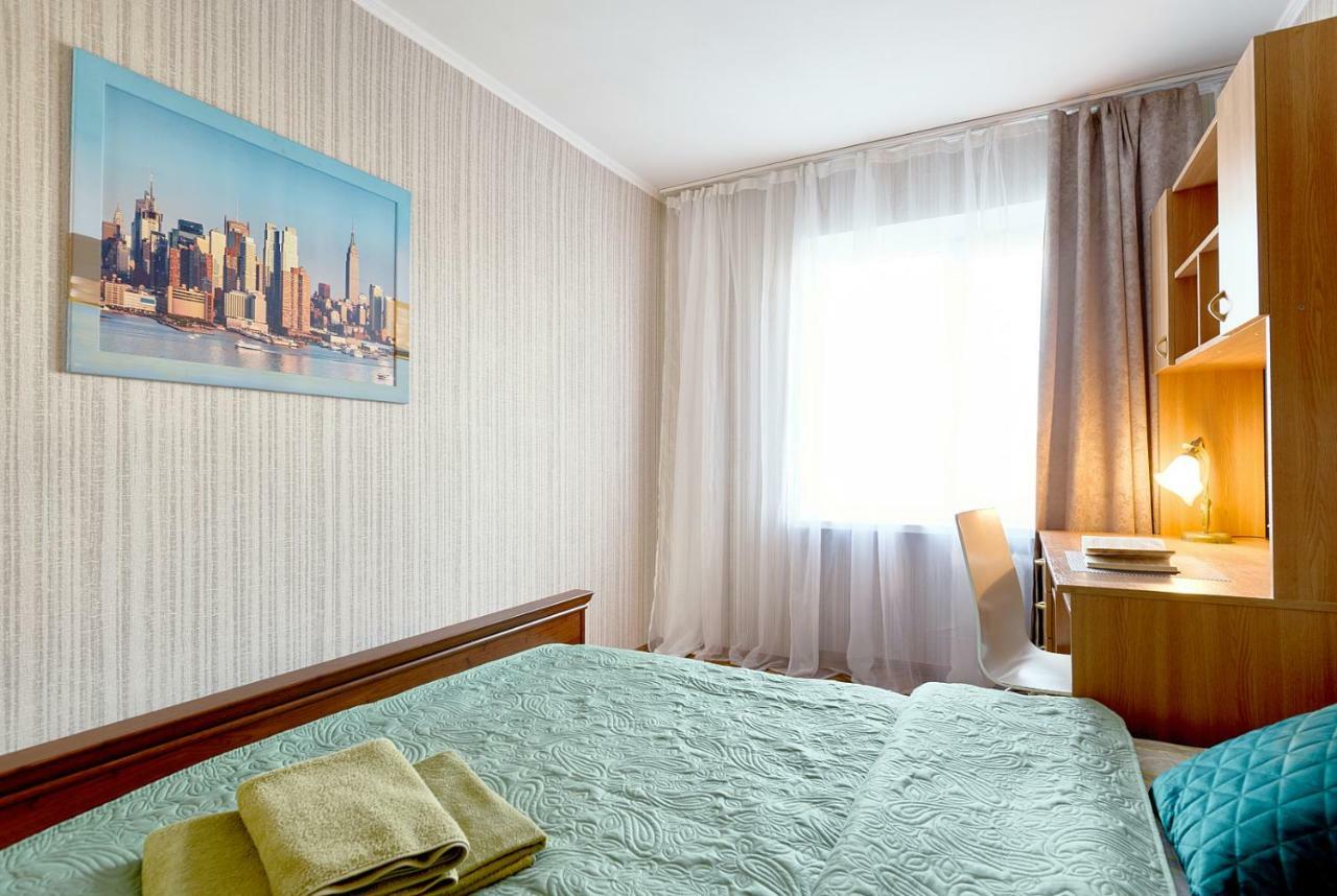 L3-82 Main Street- Modern New Three 3 Separate 3Bedrooms 100 M2 - Central Location, Metro Palace Of Sports - Gulliver Mall, Arena City Kiev Extérieur photo