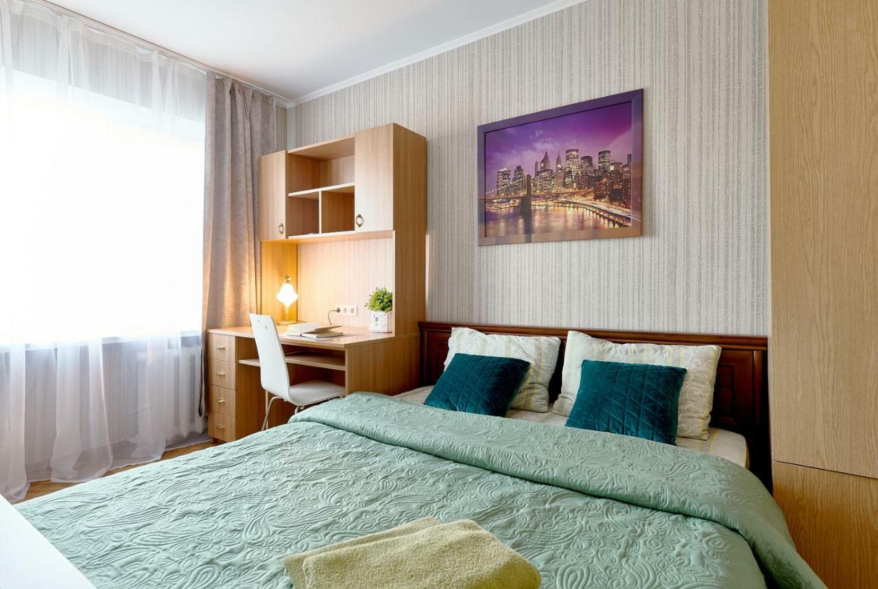 L3-82 Main Street- Modern New Three 3 Separate 3Bedrooms 100 M2 - Central Location, Metro Palace Of Sports - Gulliver Mall, Arena City Kiev Extérieur photo