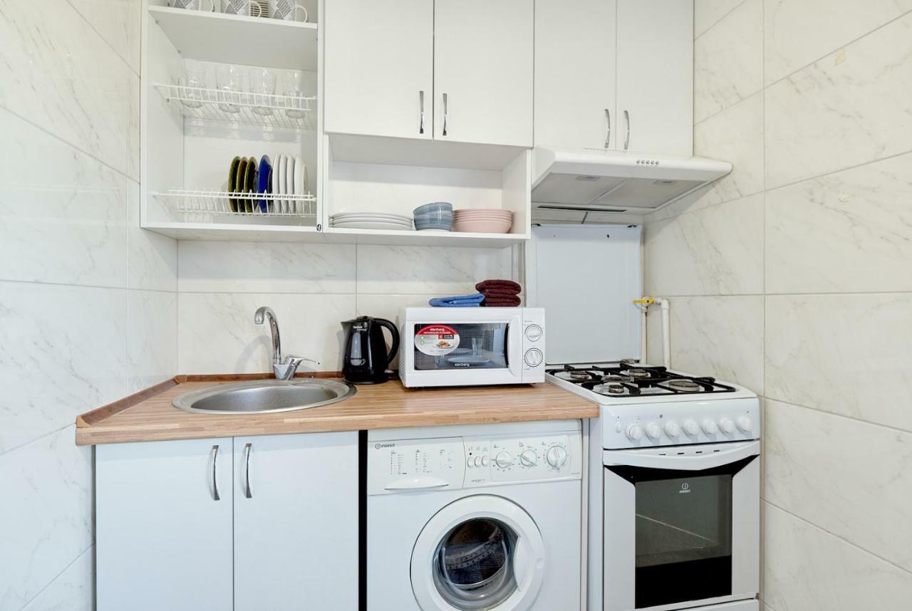 L3-82 Main Street- Modern New Three 3 Separate 3Bedrooms 100 M2 - Central Location, Metro Palace Of Sports - Gulliver Mall, Arena City Kiev Extérieur photo